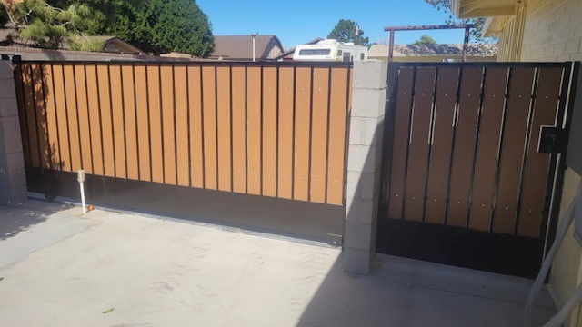 Avondale Gate Installation